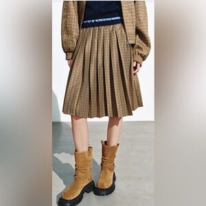 Urban Revivo Plaid Brown Pleated Skirt Size M